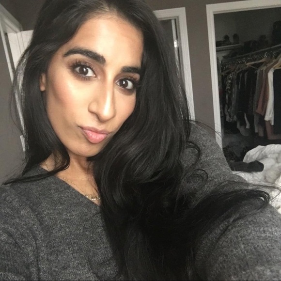 Meet your Posher, Varun - Picture 2 of 2